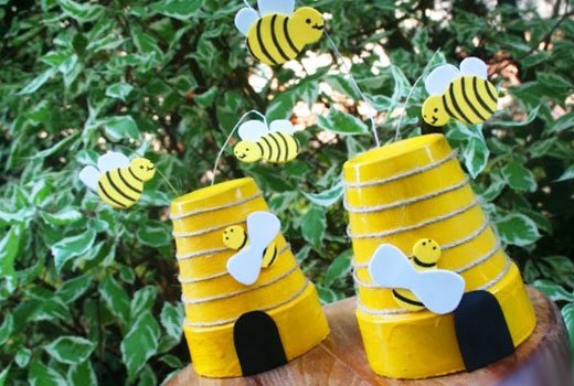 Улей с пчёлами