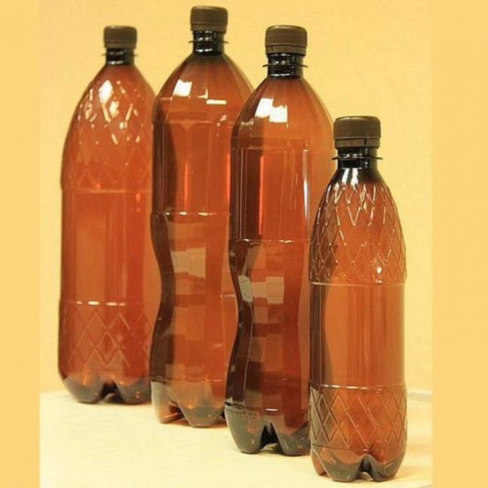 Бутылки из пластика